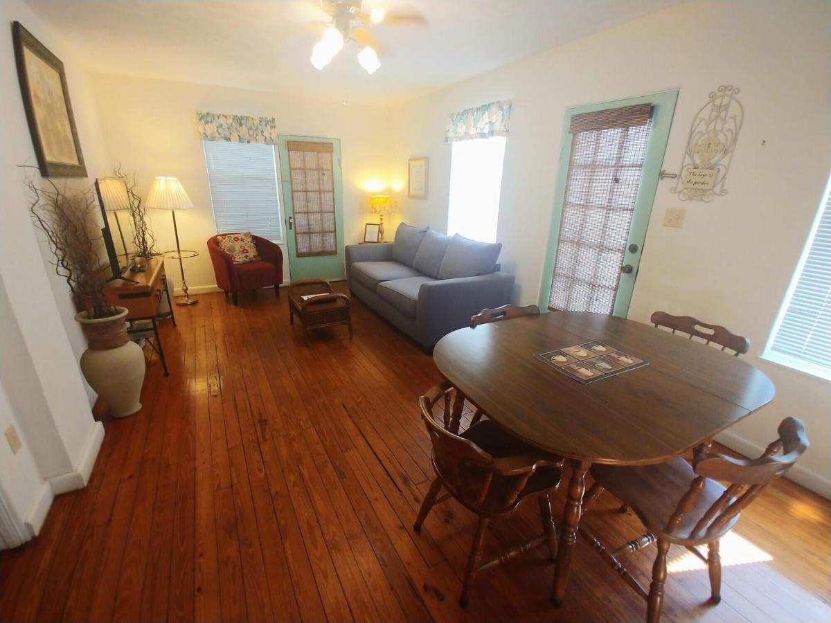 Historic Tremain Cottages Mount Dora Kamer foto