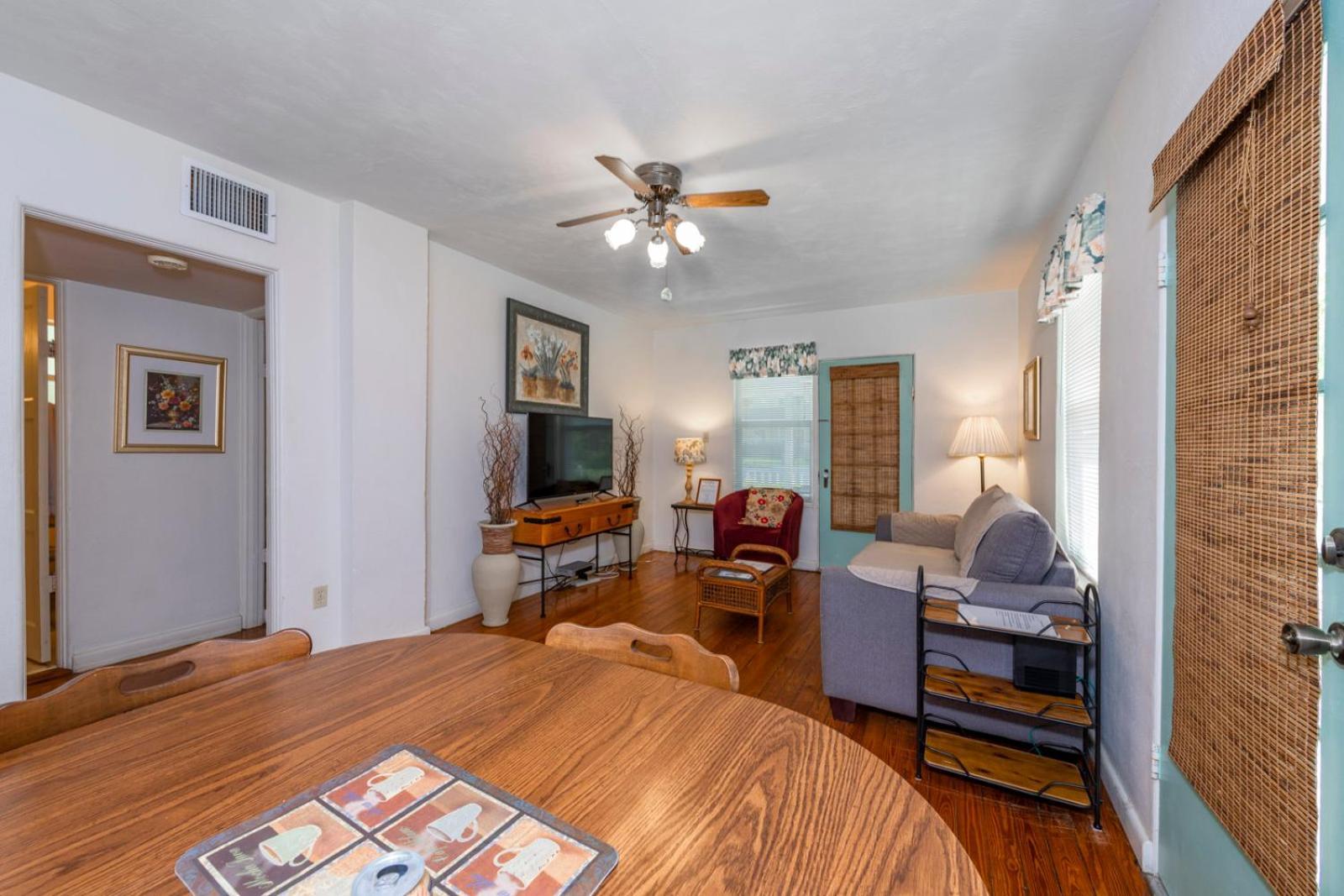 Historic Tremain Cottages Mount Dora Kamer foto